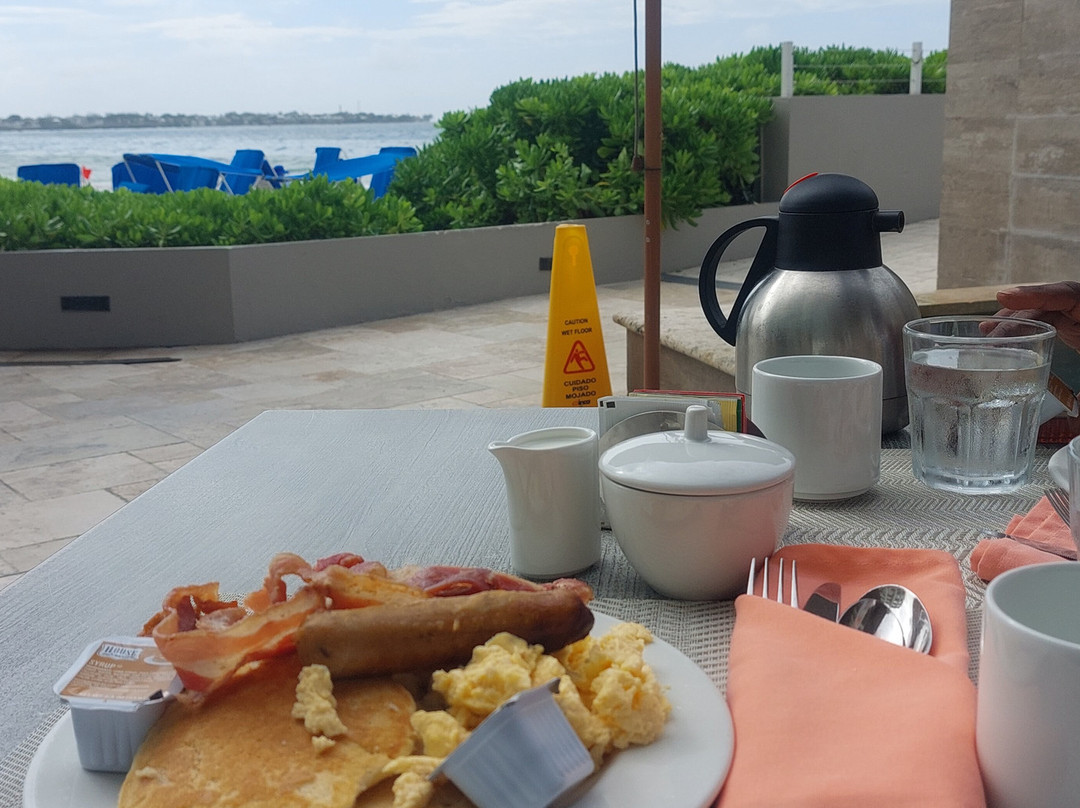 海风海滩屋全包海洋酒店主图
