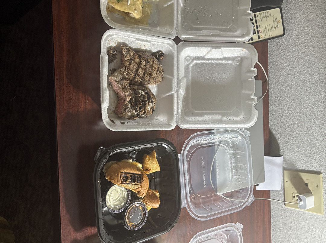 迪金森拉昆塔温德姆套房酒店主图