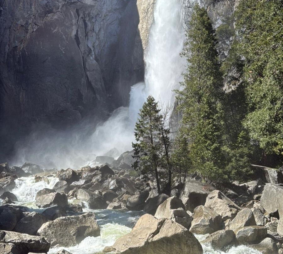Lower Yosemite Fall Trail-优胜美地国家公园必去景点