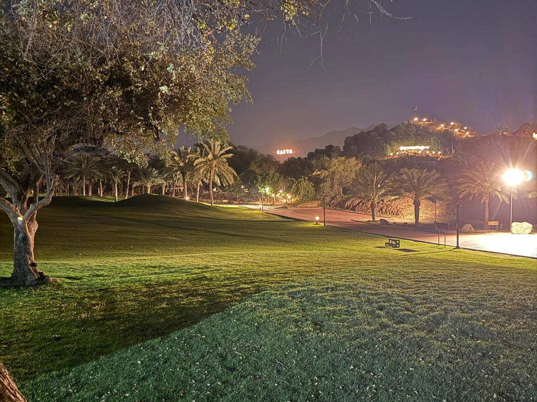 JA哈塔堡酒店主图