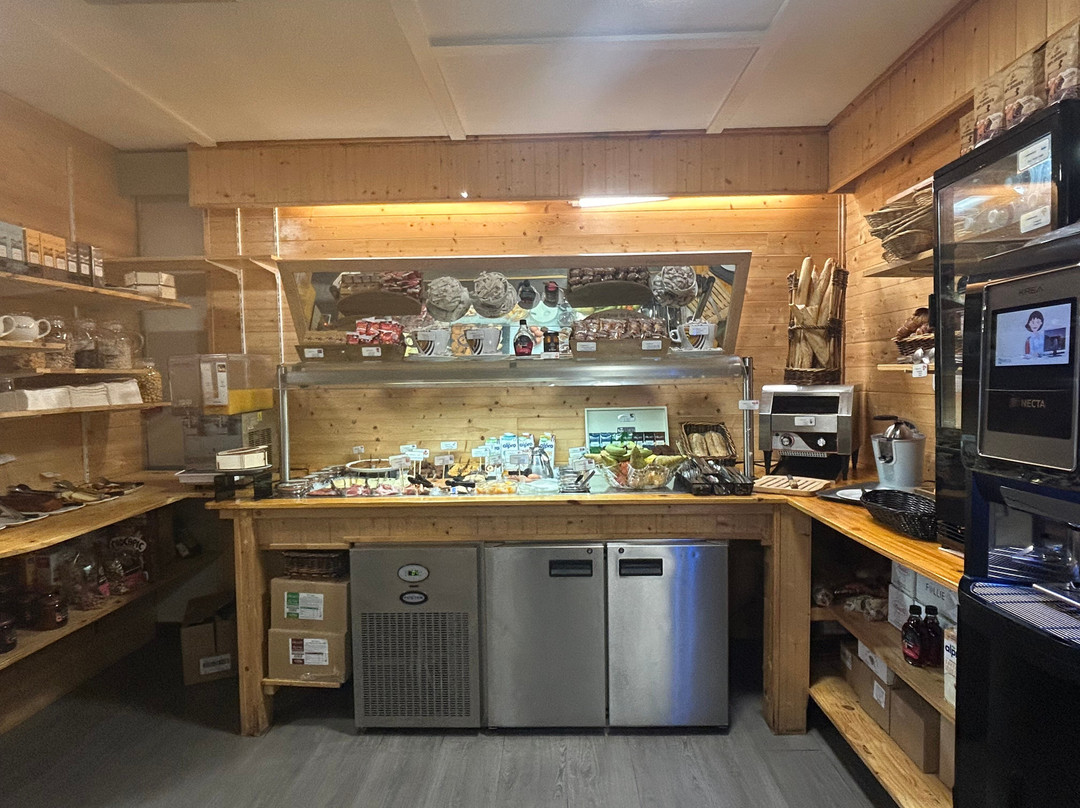 富瓦原生酒店主图