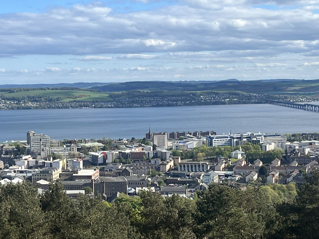 The Dundee Law-敦提必去景点