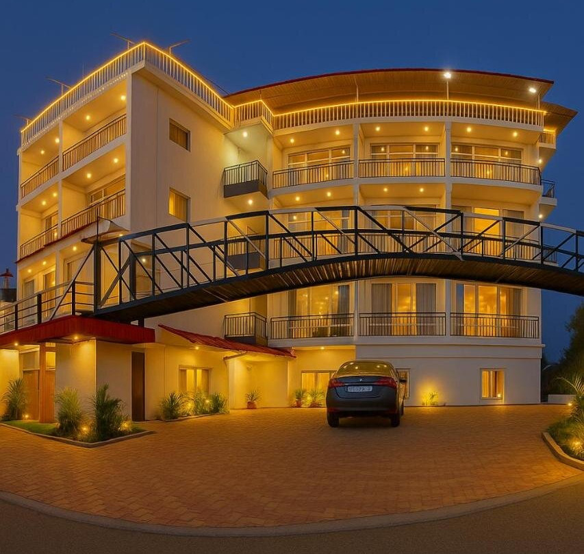 Ai 360 Degree Hotel