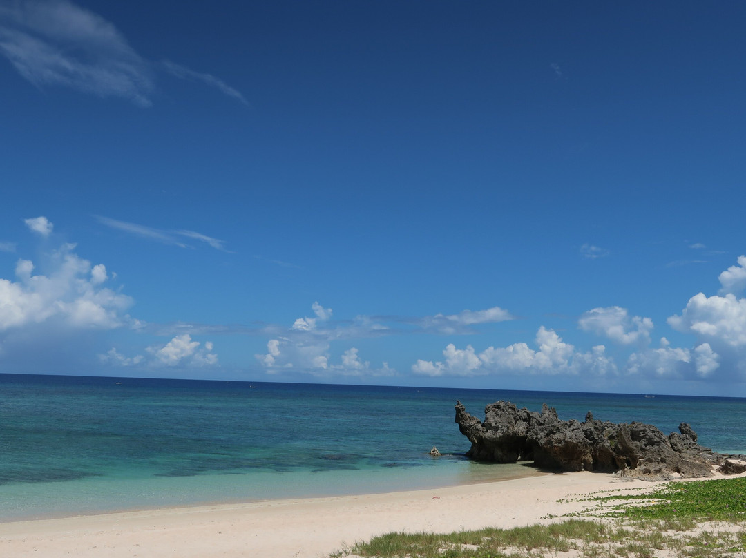 Shinaha Beach-与论町必去景点