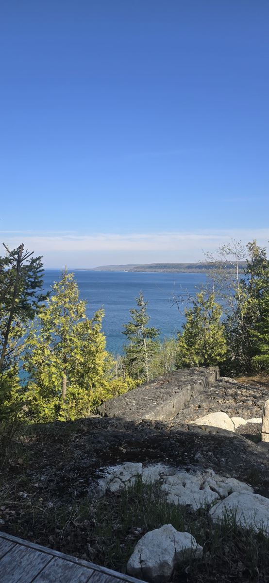 On The Cliff B&B-旅行者