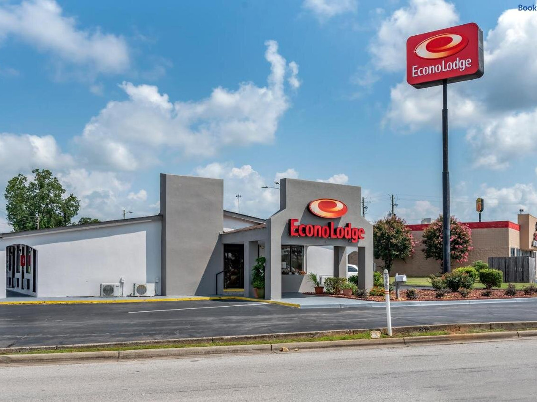 Econo Lodge Oxford near Choccolocco Park