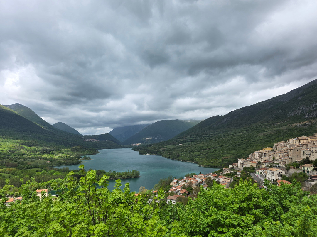 Lago di Barrea-Barrea必去景点
