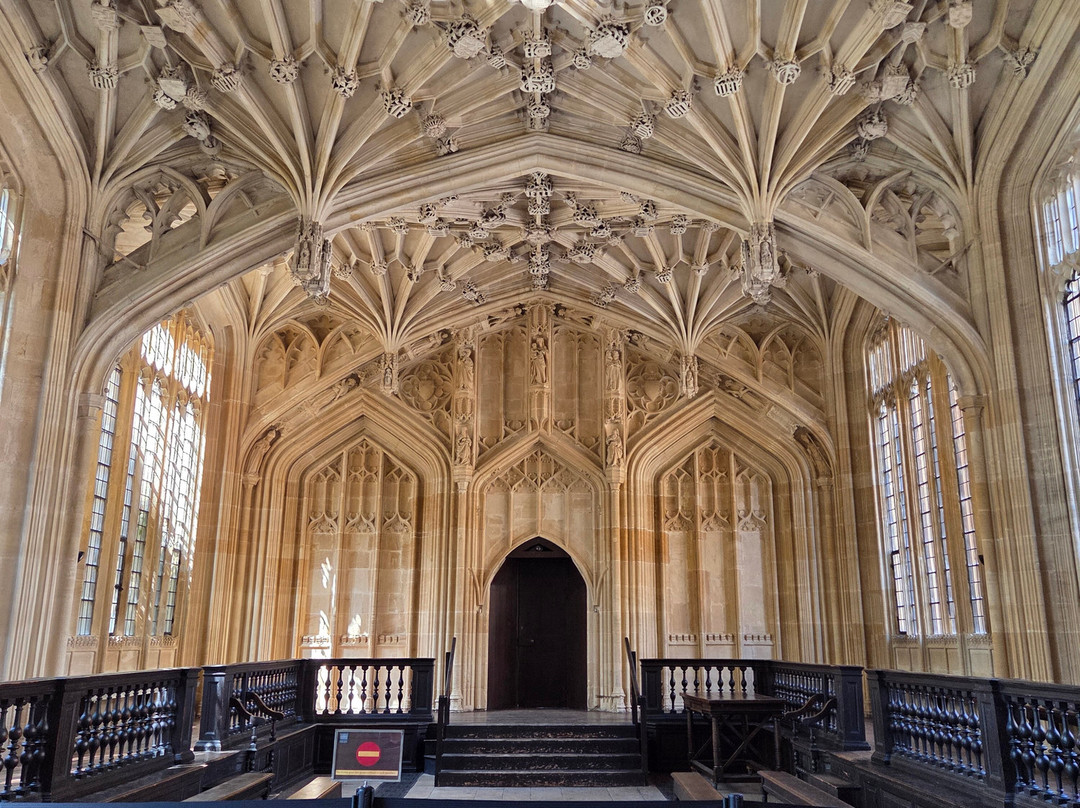 Cotswold Tours & Travel-莫顿因马什必去景点