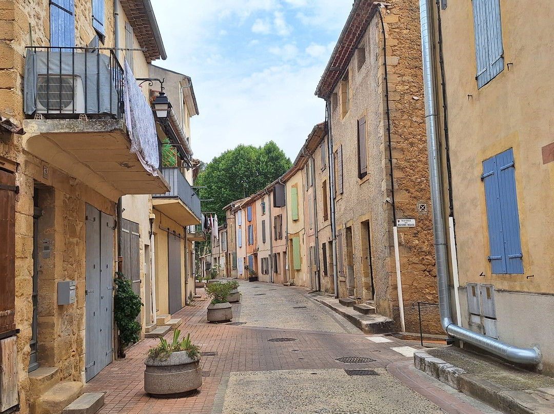 Artelier Provence-Jouques必去景点