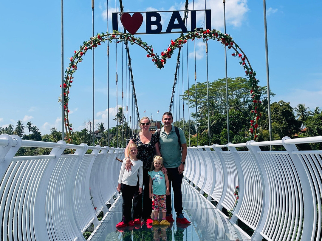 Glass Bridge Bali-Kemenuh必去景点