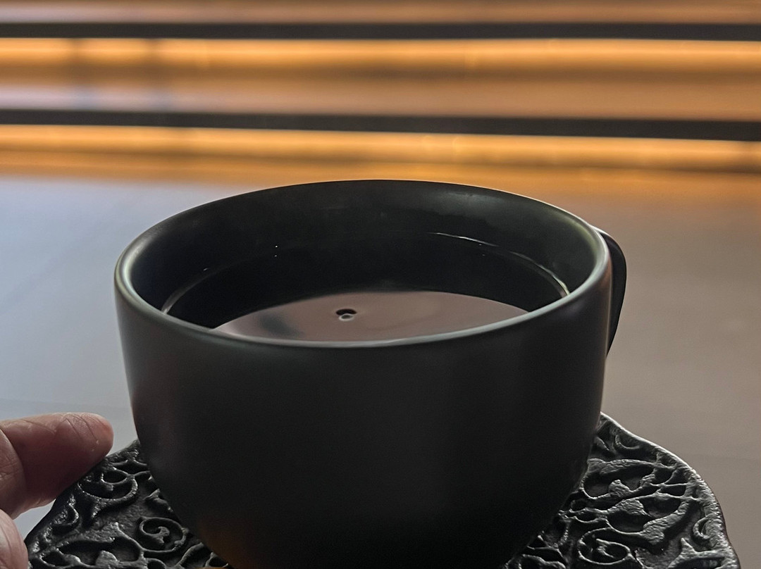 奥特酒店主图