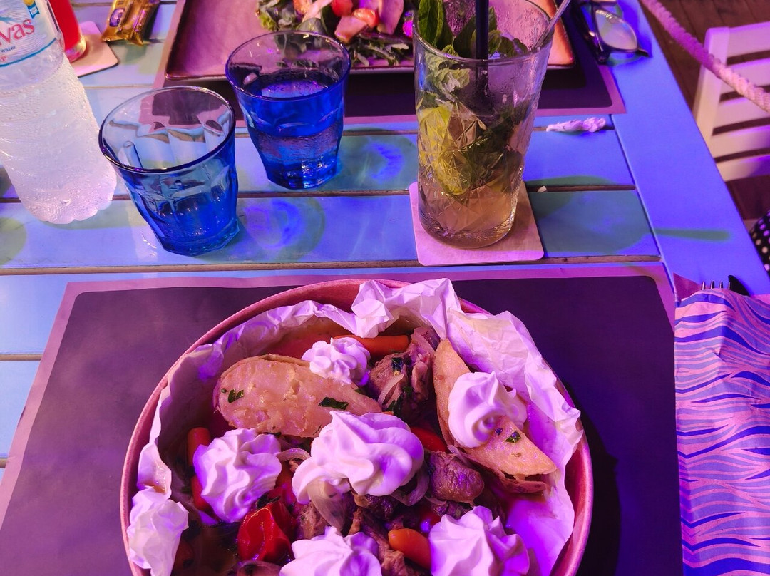 Marina Restaurant Cafe