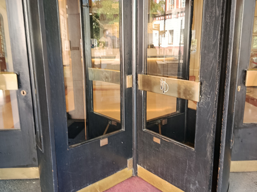 杜帕尔克米卢斯中心酒店主图