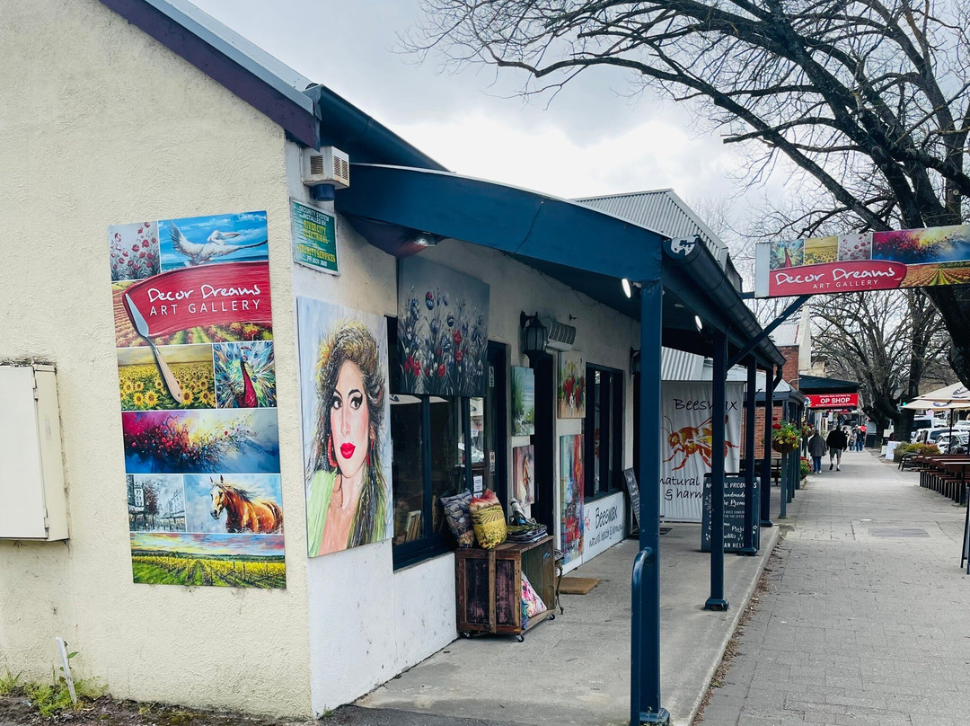 Decor Dreams Art Gallery