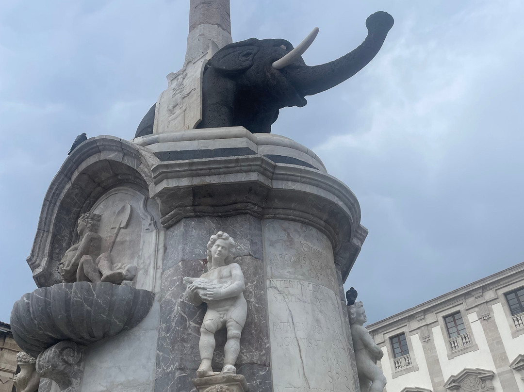 Fontana dell'Elefante-卡塔尼亚必去景点