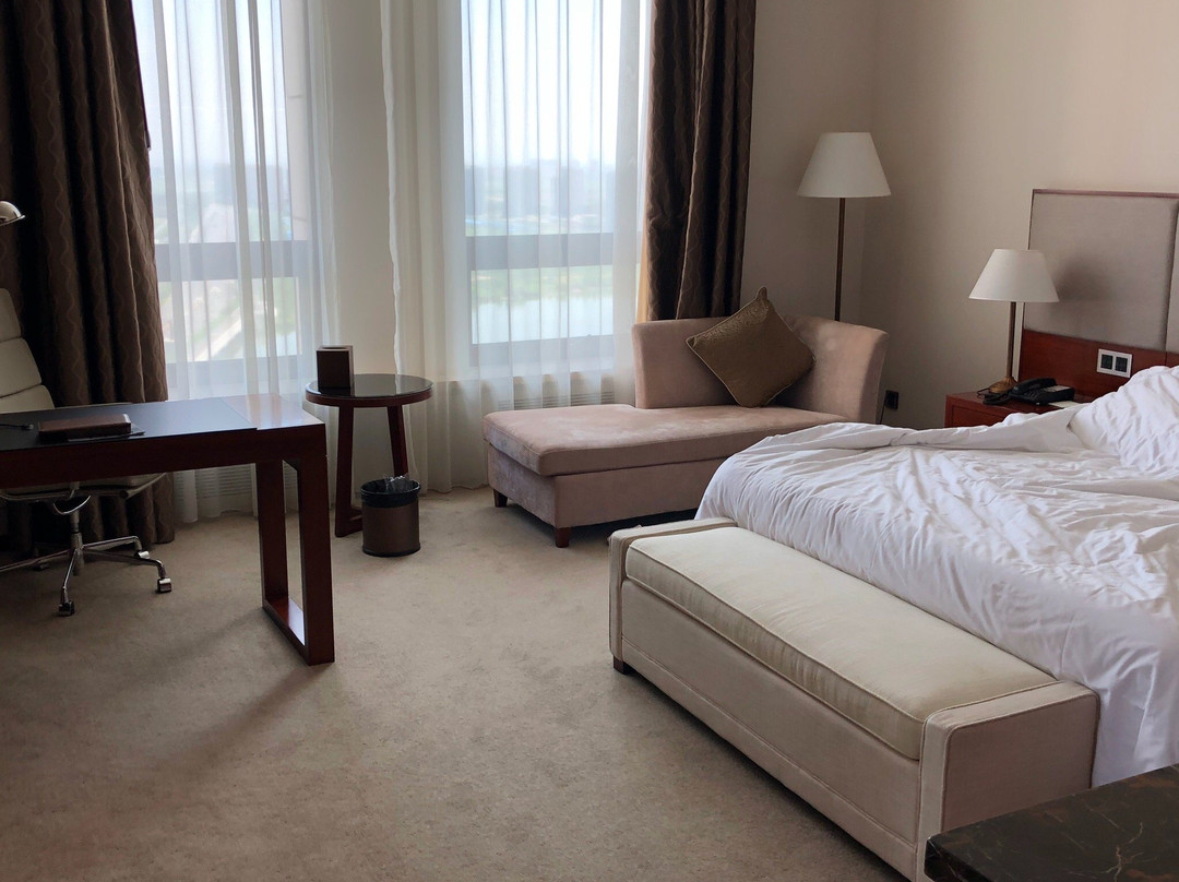 乌兰察布市酒店住宿-博源蓝海国际大饭店