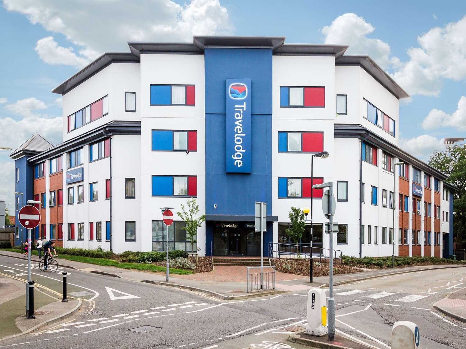 Travelodge Woking Central-官方