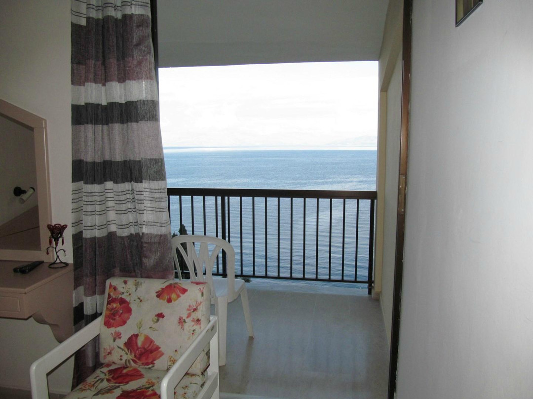 Karina Hotel