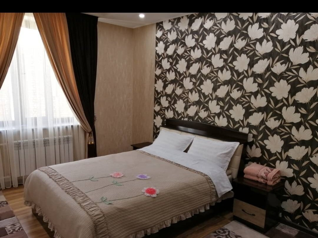 Guest House West