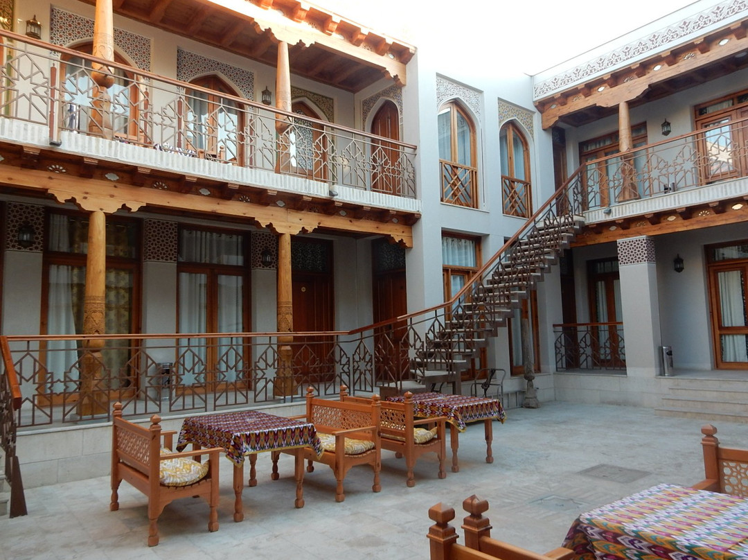 Devon Hotel