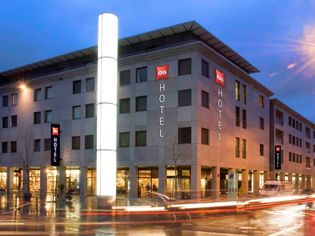 宜必思巴尔楚格酒店主图