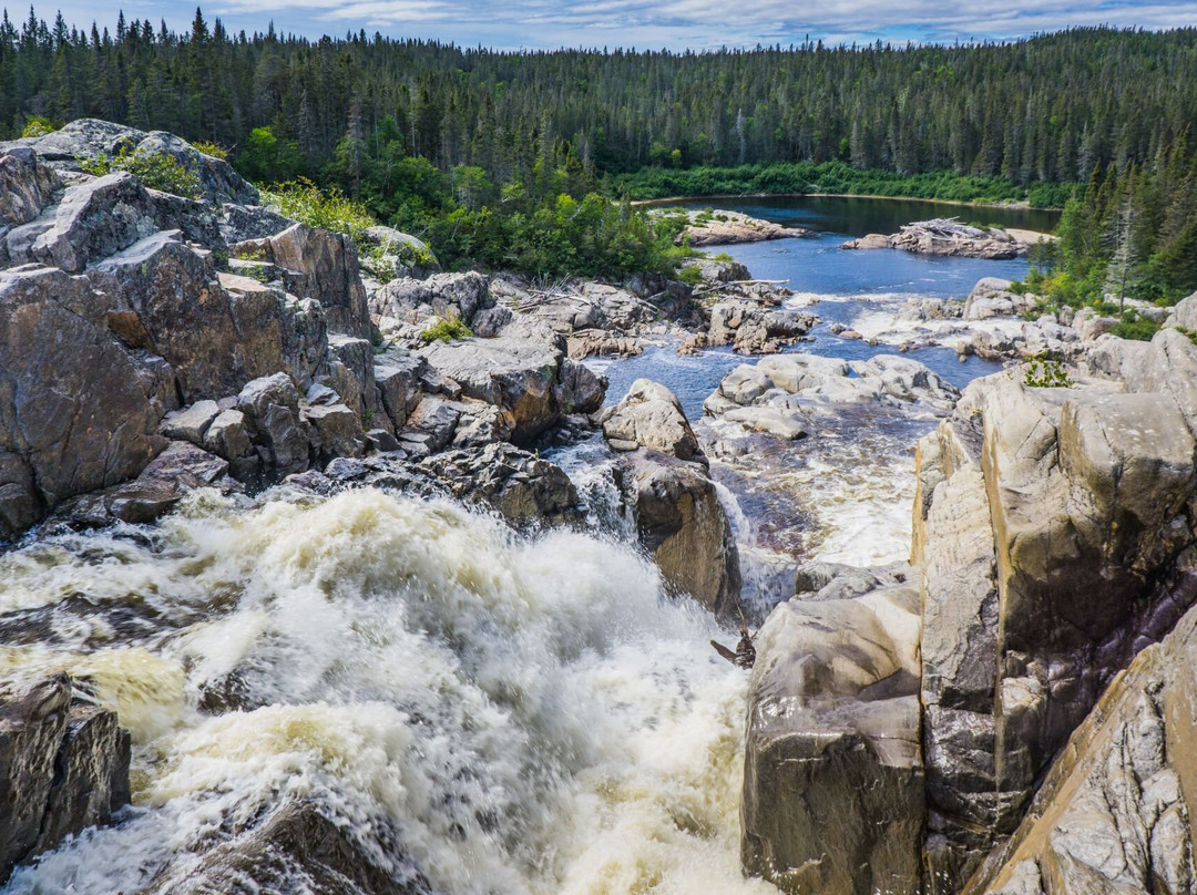 Chute Au Tonnerre-Riviere-au-Tonnerre必去景点