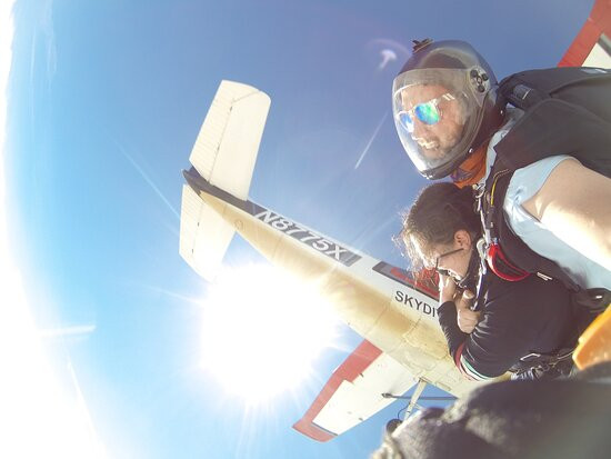 Skydive Finger Lakes景点图片