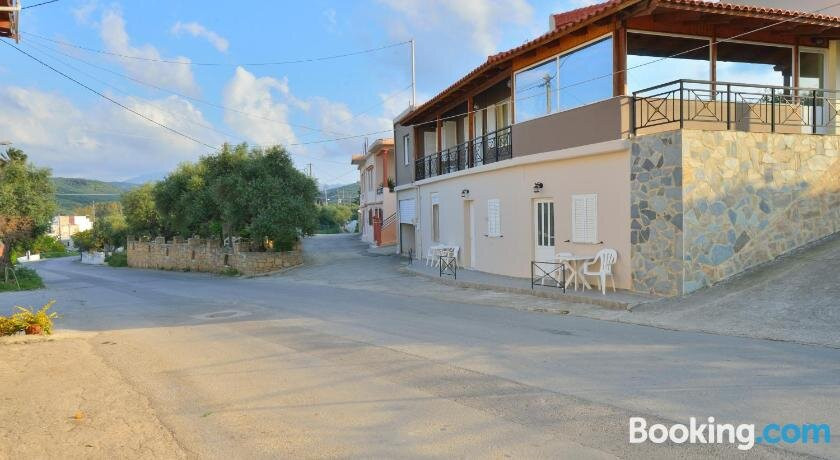 Stelios Studios