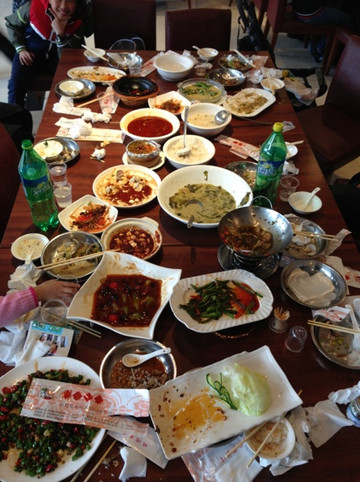 川流不息(周东店)主图