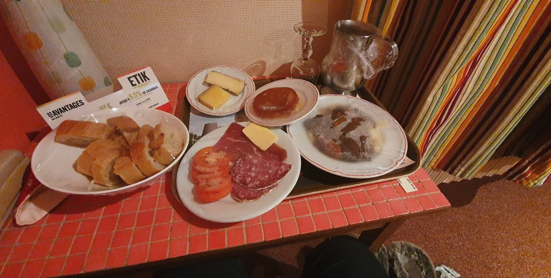 Le Relais d'Auvergne主图