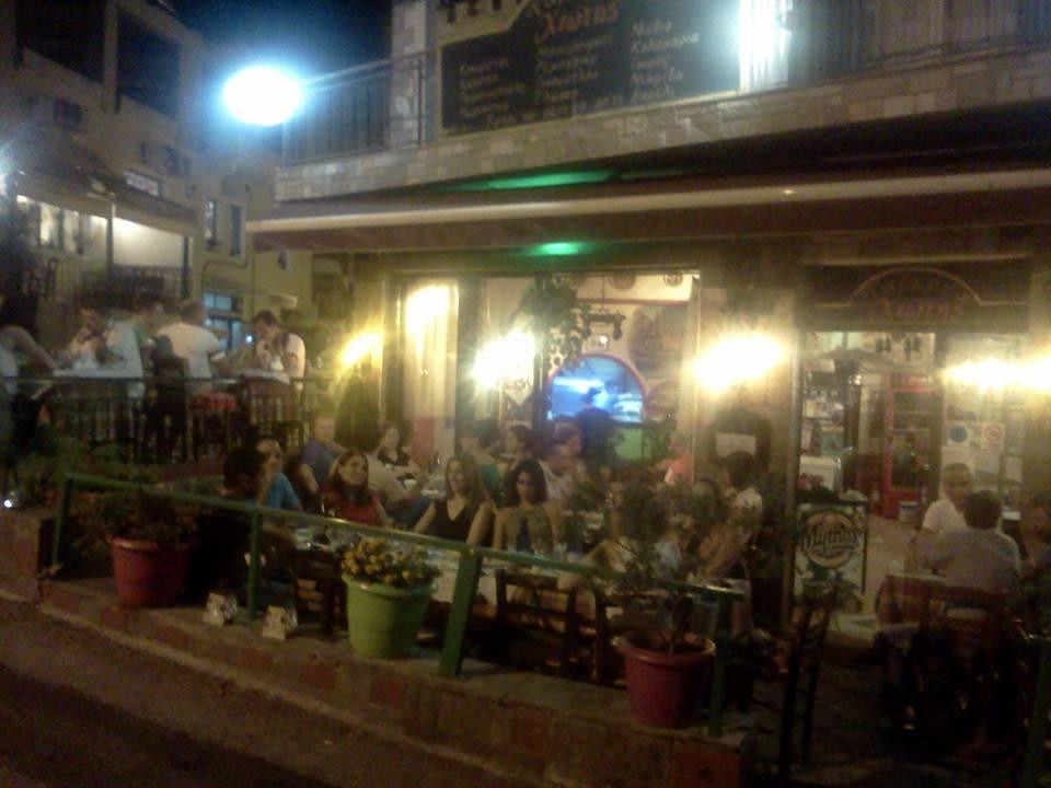 Agios Pavlos餐馆和美食-Chioths