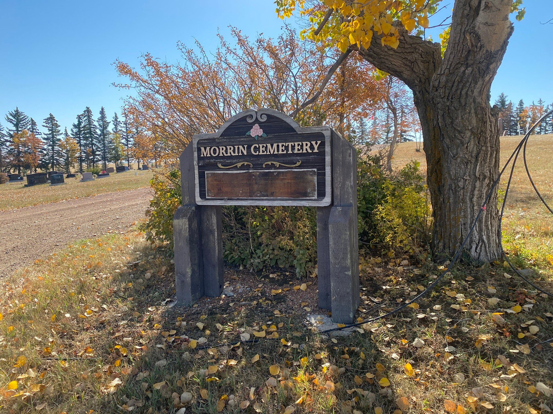 Morrin Cemetery景点图片