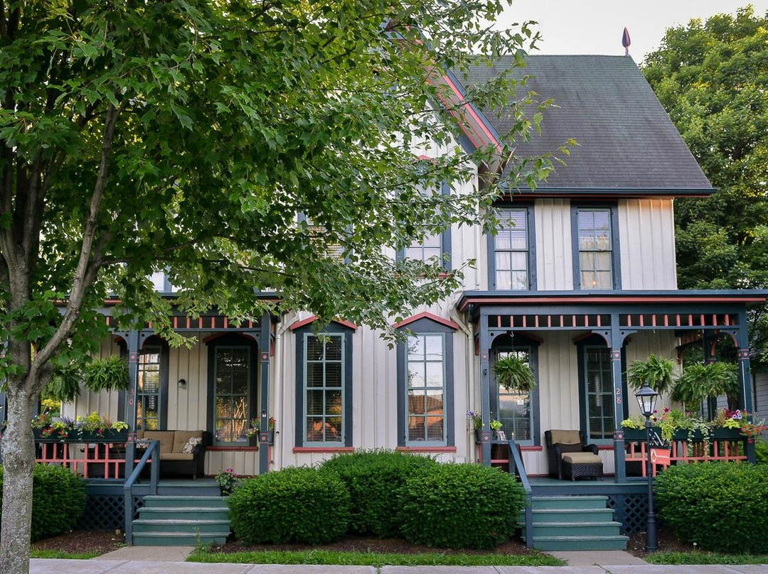 Covington旅游景点-Emerge Healing Arts & Spa