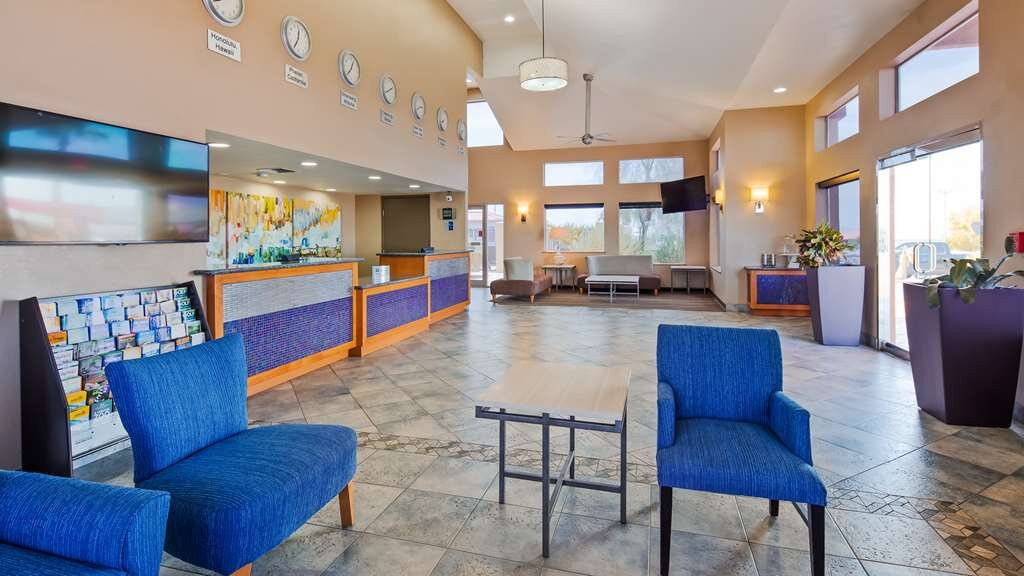 沙漠绿洲贝斯特韦斯特酒店主图