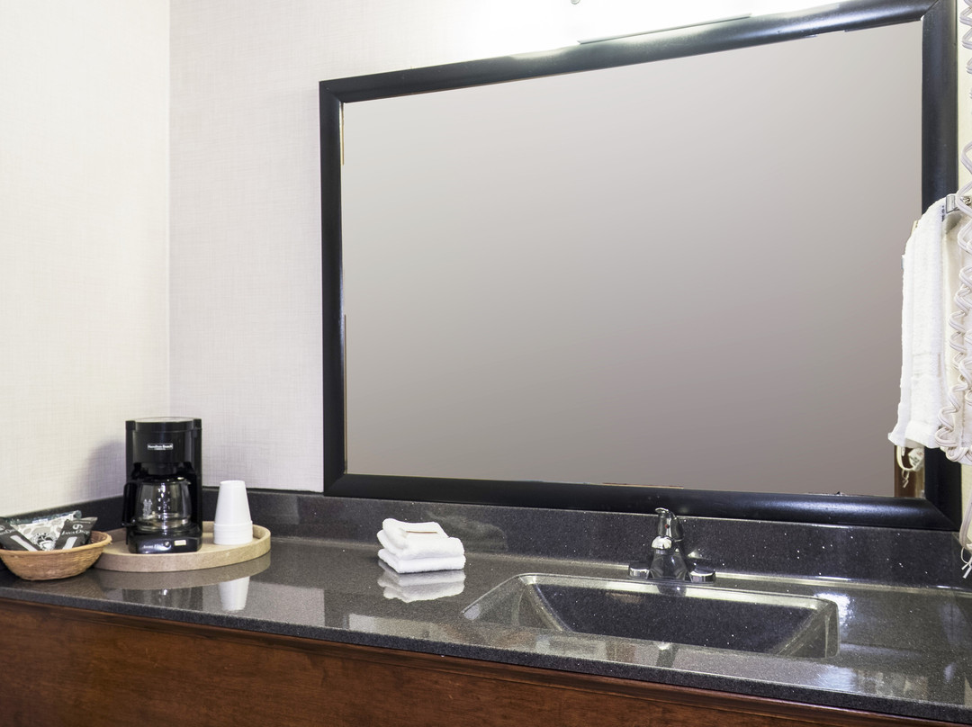 Red Roof Inn Uhrichsville主图