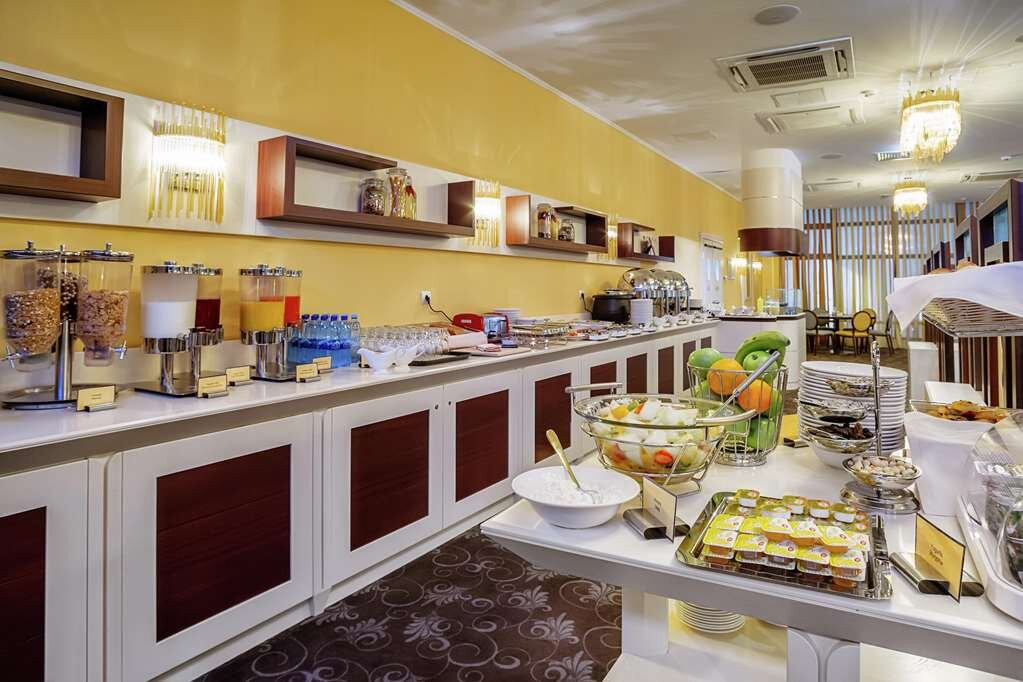 克拉斯诺达尔希尔顿花园酒店主图