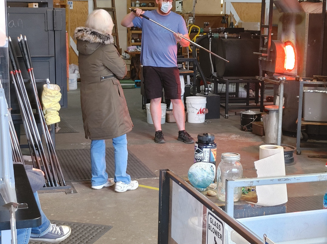 珍妮佛-西尔斯玻璃艺术工作室-林肯城必去景点