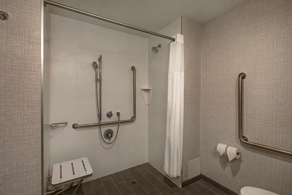 Hampton Inn By Hilton Brockville主图