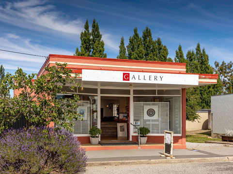 Janyne Fletcher Photographer