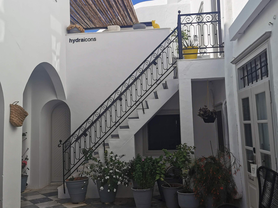 Hydra Icons Guest House主图