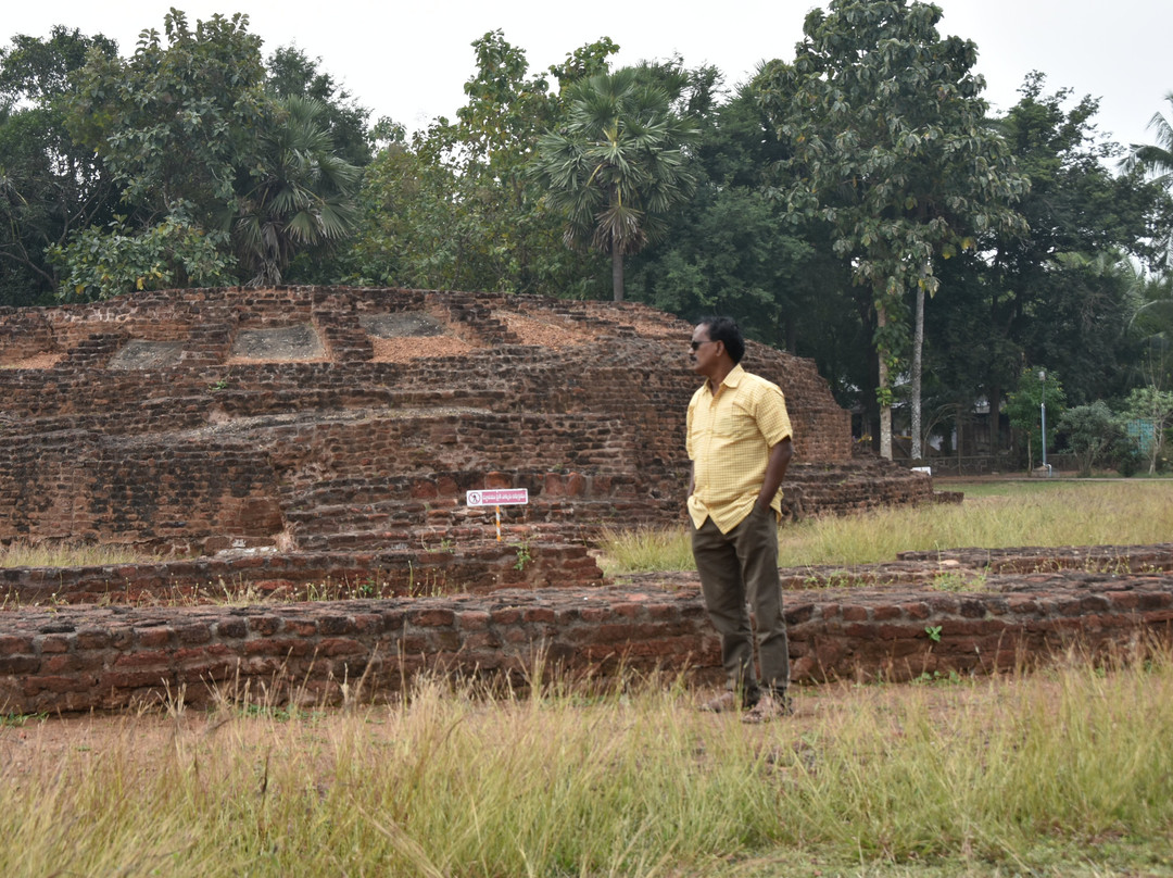 Adurru Excavation Site景点图片