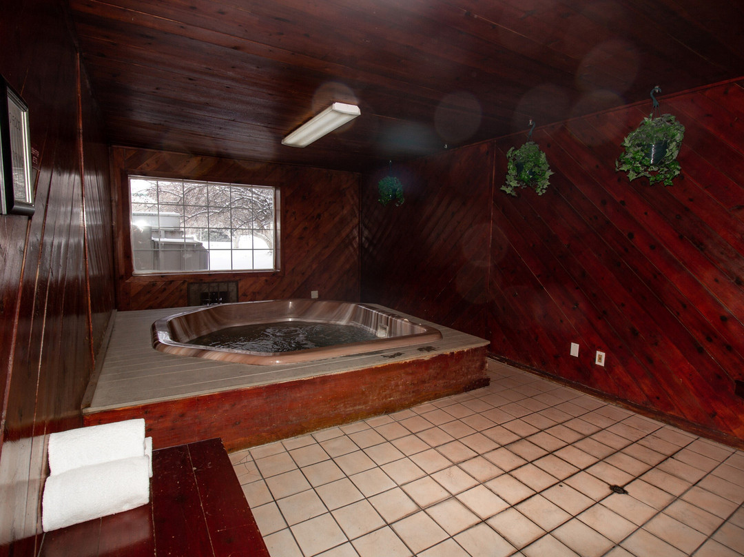 费尔布瑞芝套房汽车旅馆-爱达荷福尔斯主图