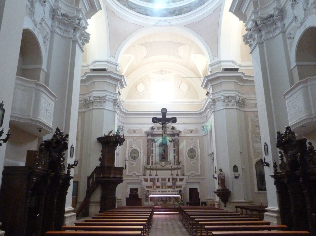 Chiesa di San Francesco della Scarpa-苏尔莫纳必去景点