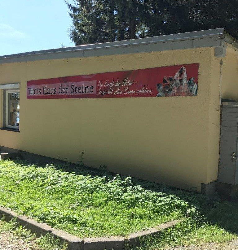 Tonis Haus der Steine