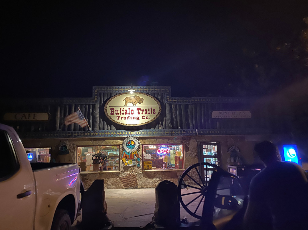 Buffalo Trails Trading Company-Virgin必去景点