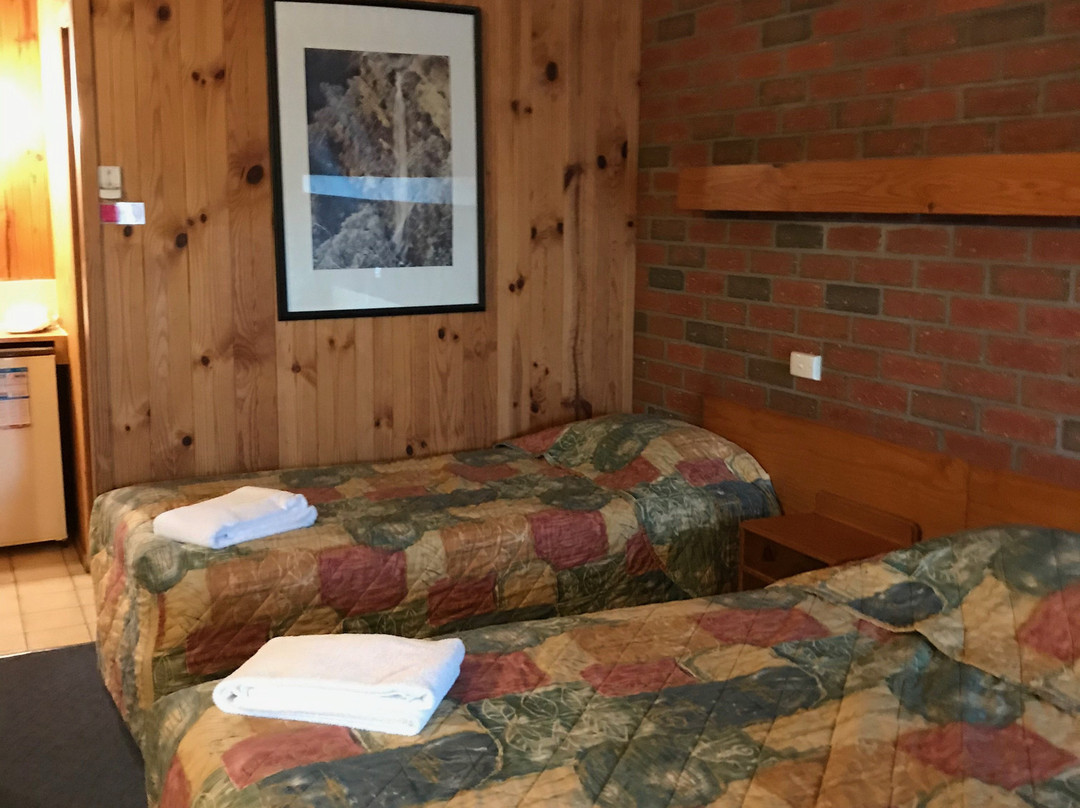 Country Roads Motor Inn主图