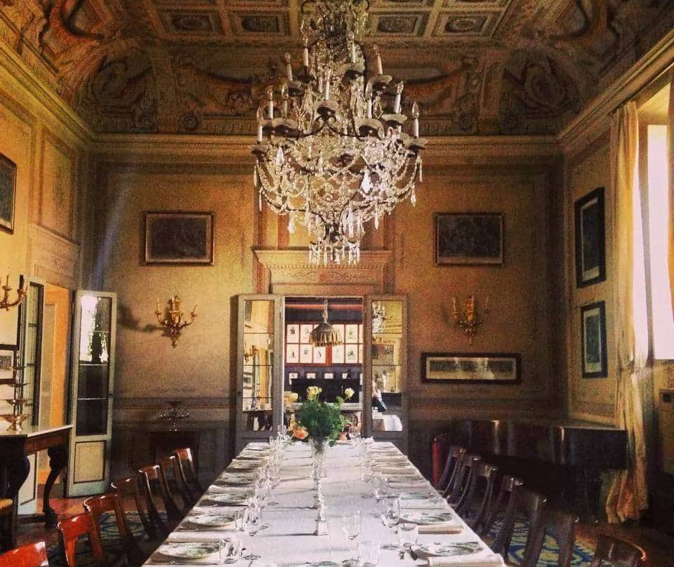 Palazzo Bassi Brugnatelli-Robbiate必去景点