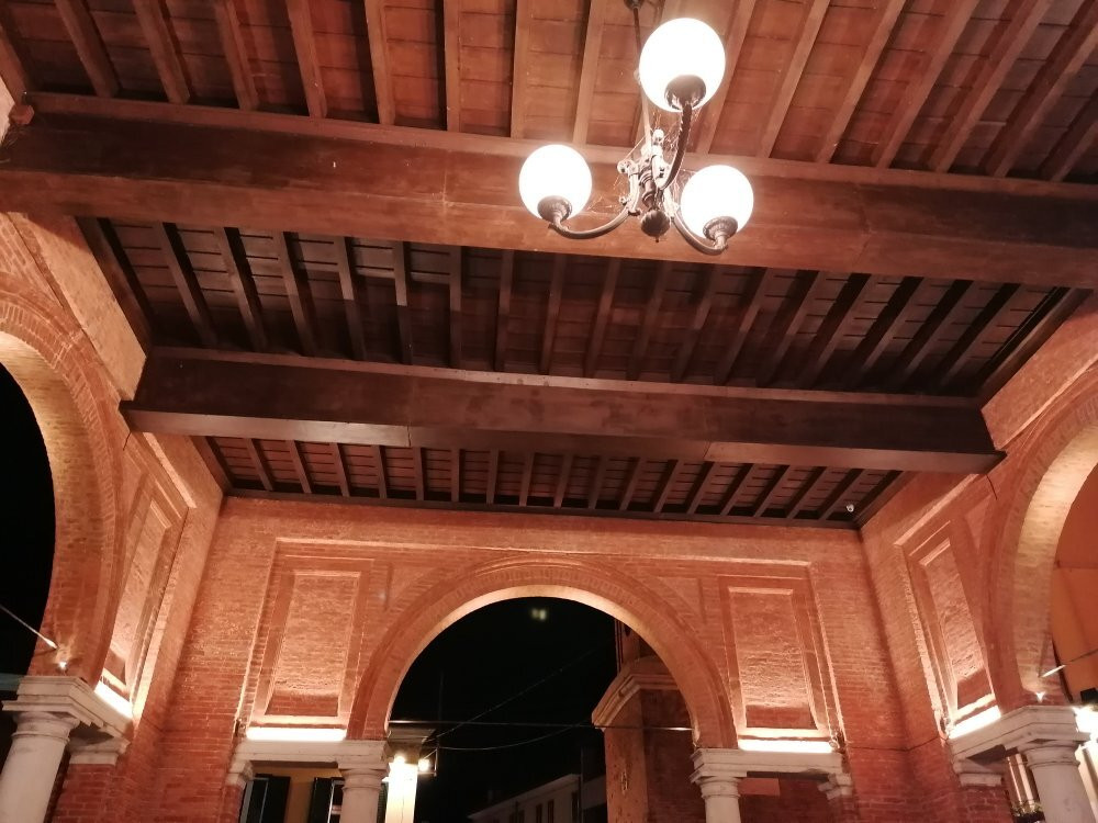 La Loggia del Grano-科马基奥必去景点