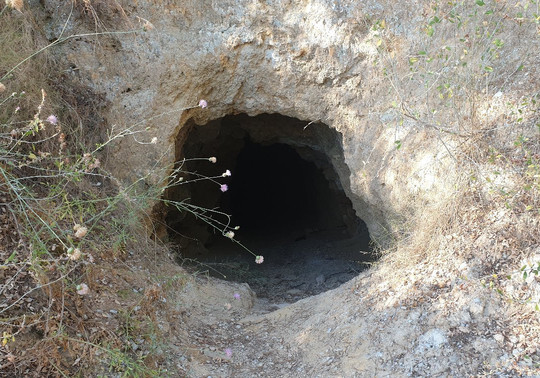 Cueva de Antonete Galvez-Torreaguera必去景点