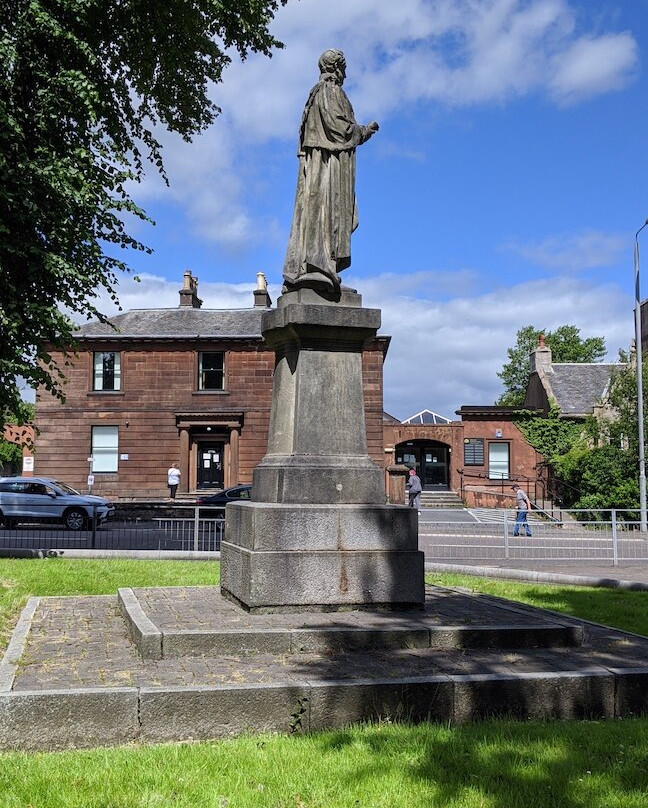 Sir James Shaw Monument-Kilmarnock必去景点